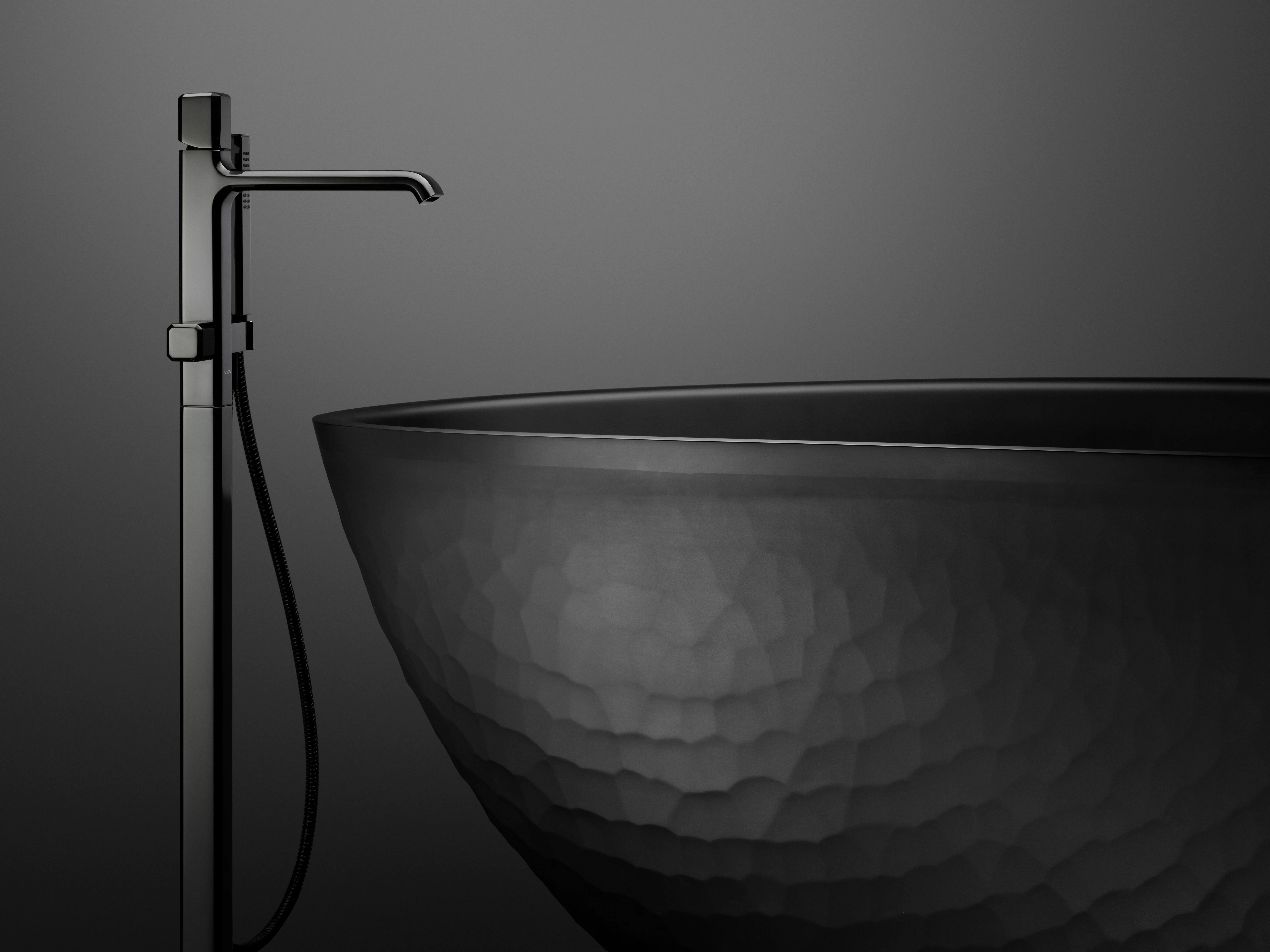 2506 07D Rb Kal Bath Faucet Bathtub Hero Main 4